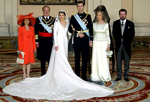 Королева Испании Летисия и принц Филипп с родителями