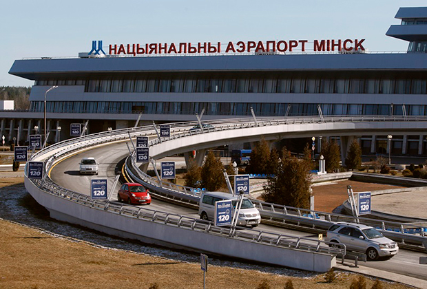 После отмены авиасообщения между Россией и Украиной Минск стал транзитным маршрутом