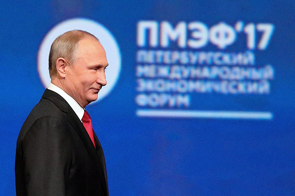 На голову нам сели, ноги свесили и жвачку жуют. Заканчивайте! На голову нам сели, ноги свесили и жвачку жуют. Заканчивайте!