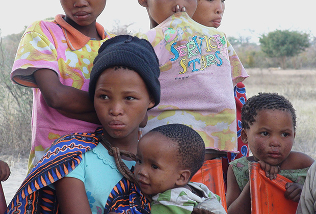 Бушменские дети из Намибии