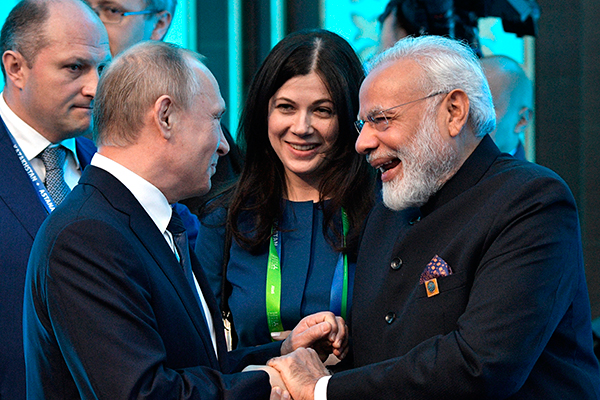 Президент России Владимир Путин и премьер-министр Индии Нарендра Моди 