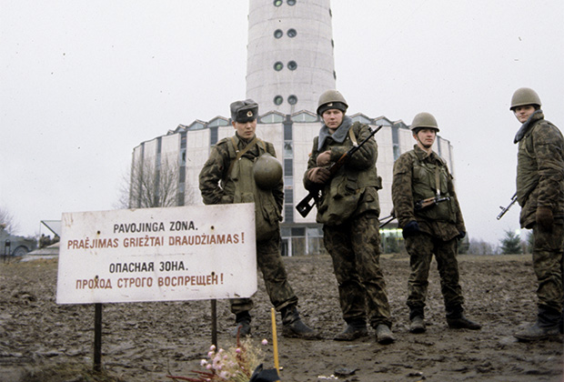 1991 год, у здания телецентра в Вильнюсе