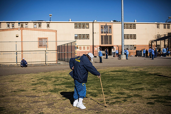 Заключенный мужской колонии в американском городе Сан-Луис-Обиспо, штат Калифорния