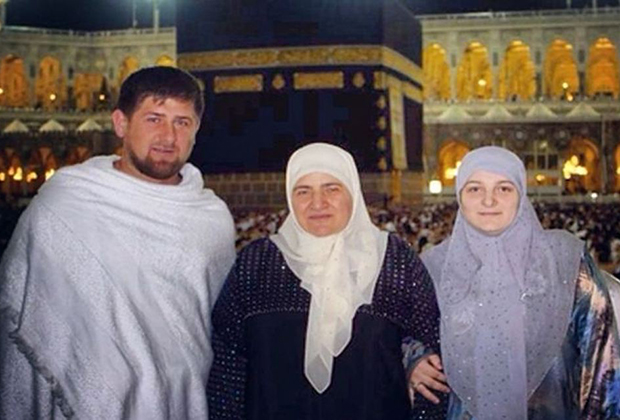 Рамзан Кадыров и его близкие в Мекке