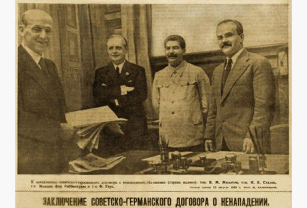 Подписание договора о ненападении между СССР и Германией, 23 августа 1939 г.