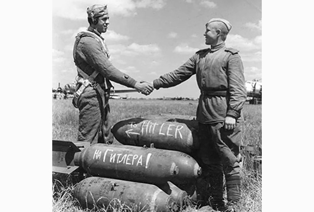 Американские и советские военные во время операции «Фрэнтик»