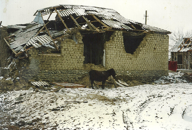 1996. Дагестанское село «Первомайское» после штурма российскими войсками