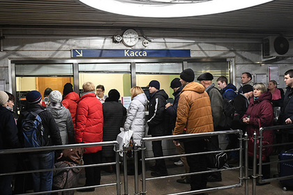 В столичном метро вышли из строя билетные автоматы