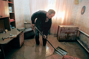 В комнате пыток Сколько стоит самое дешевое и страшное жилье в Москве