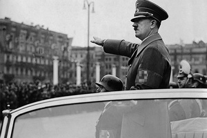 Добро пожаловать в рейх Гитлер воплотил немецкую мечту. Народ этого не забыл