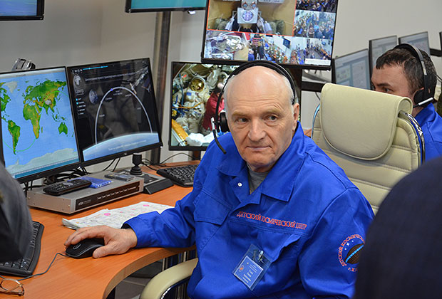 С воспитанниками космического центра будут работать как педагоги, так и опытные специалисты Роскосмоса