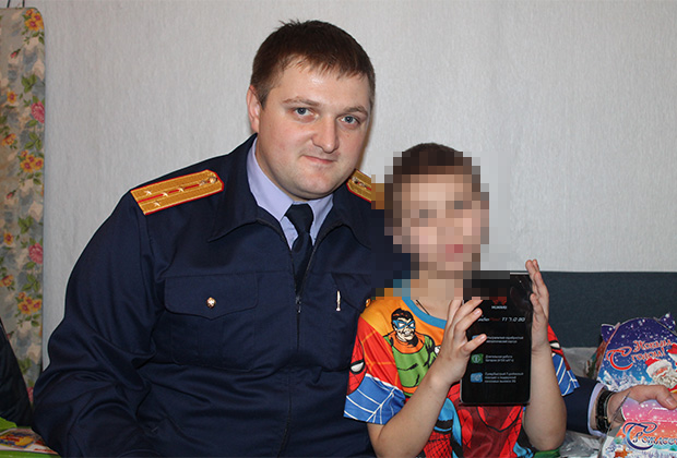 Андрей Довыденков со спасенным Никитой