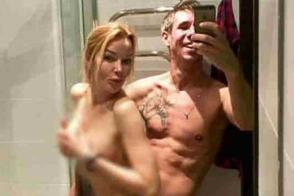 Алексей Панин шокировал подписчиков интимными фото с бывшей женой