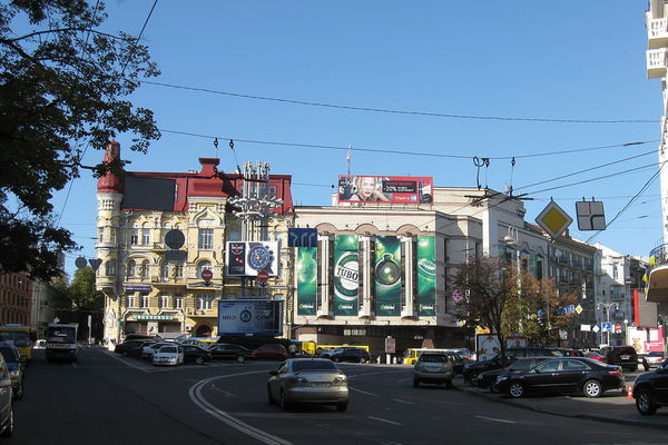 Площадь Льва Толстого в Киеве