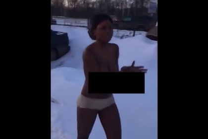 Проституток выгнали голыми на мороз в Подмосковье