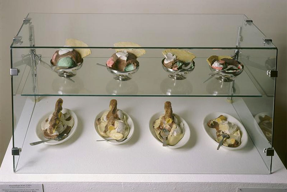 Клас Олденбург. «Банановое мороженое на дегустации», 1964 год