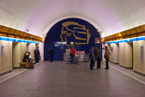 Станция метро «Петроградская»