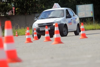 В обучении российских водителей нашли серьезные ошибки