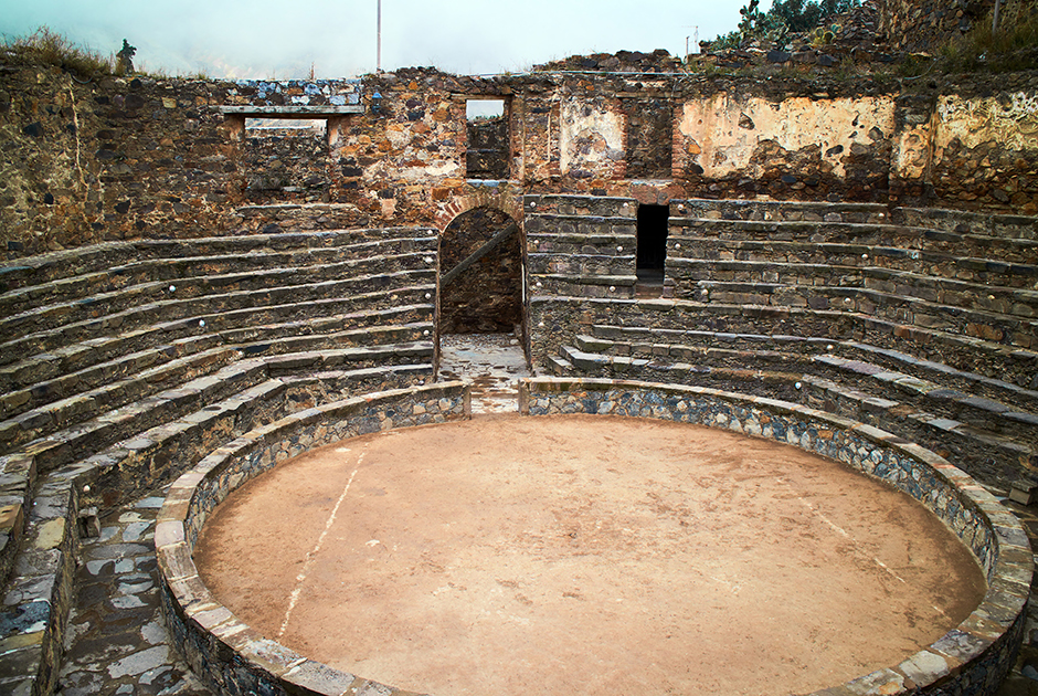 Паленке де гайос — арена для петушиных боев, которые были излюбленным развлечением местных шахтеров.