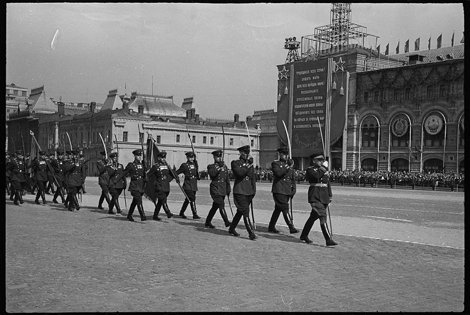 Парад на Красной площади. Москва. 1 мая, 1949 год.