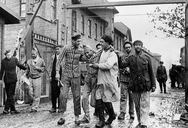 Освобождение советскими войсками узников концлагеря Освенцим (Аушвиц) 