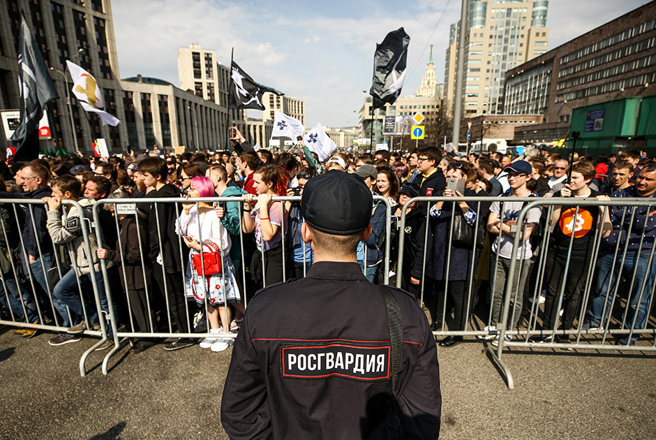 Участников акции поддержал основатель Telegram Павел Дуров. На своей странице во «ВКонтакте» он написал: «Я горжусь тем, что родился в одной стране с этими людьми. Ваша энергия меняет мир». Ранее Дуров поддержал идею провести митинг, назвав его «историческим шансом для москвичей выразить общую позицию».