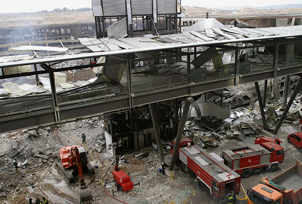 Последствия взрыва в аэропорту Барахас
