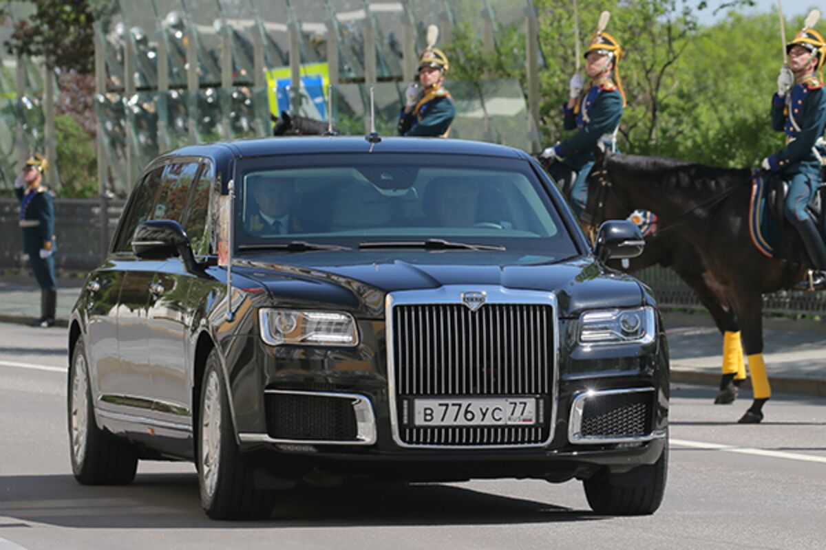 Лимузин Путина Аурис Фото