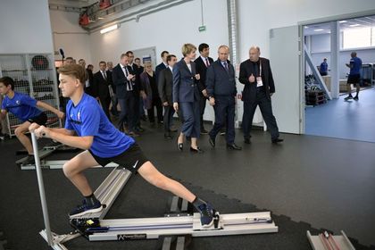 Юных российских хоккеистов со всей страны будут обучать в Сочи по-новому