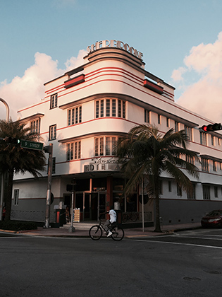 Знаменитые архитектурные постройки Майами в стиле ар-деко
