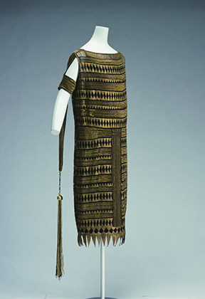 Платье в древнеегипетском стиле, ателье Мадлен Вионне, 1927 год