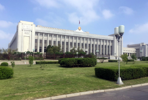 Здание парламента КНДР