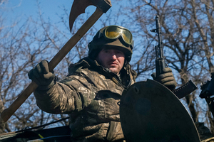 Вскрыли консервы На Украине делают современное оружие из подручных средств. Покупают даже шейхи