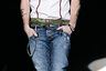 Впервые к стилистике скинхедов DSquared2 обратился в январе 2008 года на Миланской неделе моды. Дизайнеры переосмыслили классические решения: подтяжки заменили узкими полосками, голенище ботинок удлинили, а из-под джинсов торчали трусы цвета хаки.  