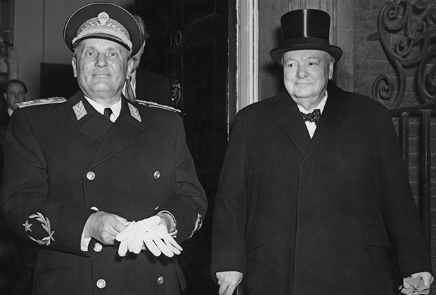Уинстон Черчилль принимает у себя югославского вождя