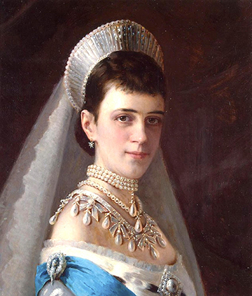 «Портрет императрицы Марии Федоровны в жемчужном уборе», 1880-е годы