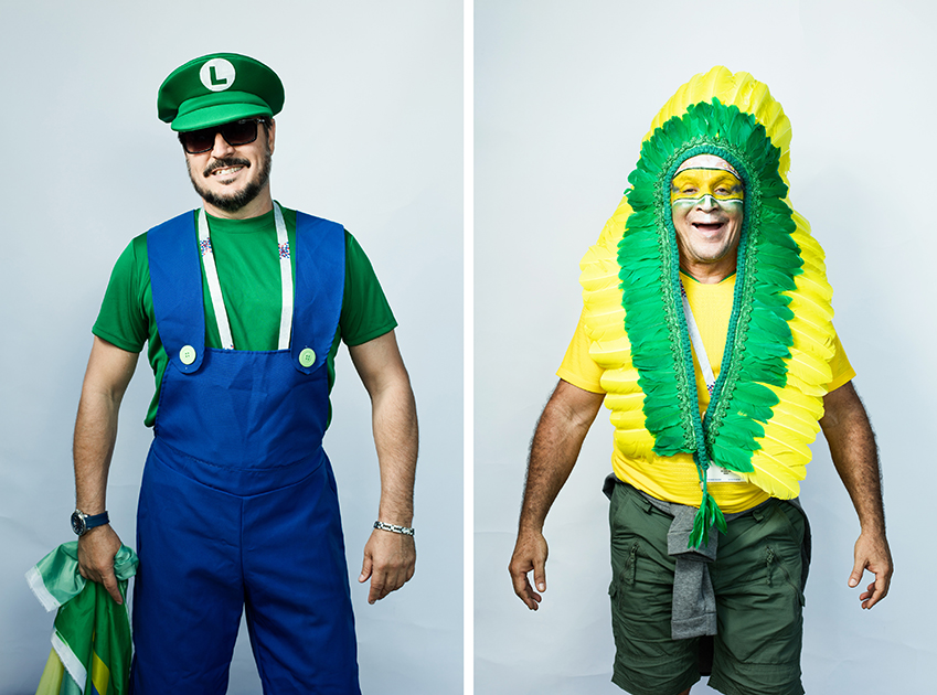 Слева: Марко из Бразилии. Приехал с друзьями, все оделись в костюмы Марио и Луиджи.


Справа: Хосе Алимо, Бразилия. Предстал в типичном бразильском костюме — украшении из перьев.