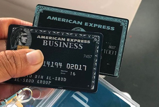 Платиновые American Express на имя Халида ибн Аль Сауда