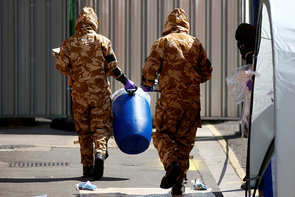 Скотленд-Ярд: В Эймсбери найден флакон из-под нервно-паралитического вещества
