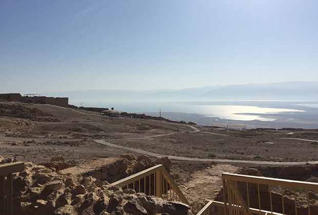 Вид с Масады на Мертвое море и горы Моава