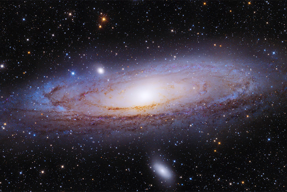 Детальное изображение галактики было сделано с помощью телескопа с апертурой 200 миллиметров из трех отдельных фотографий.

