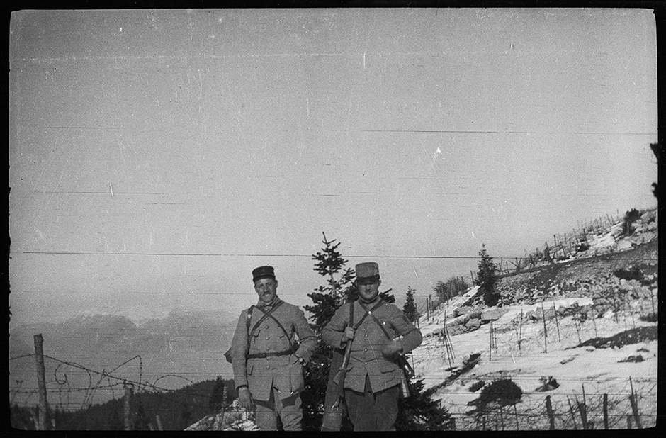 Портрет артиллеристов на боевых позициях в горах.