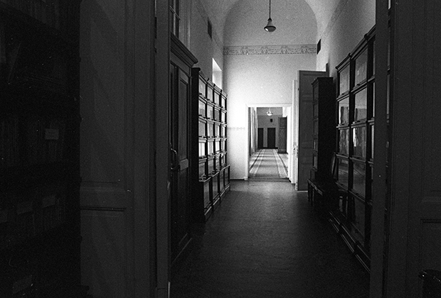 Рабочий кабинет в му­зее «Ка­би­нет и квар­ти­ра В.И. Ле­ни­на в Крем­ле»