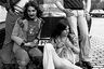 В начале 1970-х будущие лидеры хеви-метала выглядели как любые другие рок-н-ролльщики: клеши, ботинки на каблуке, яркие цвета. На фото — Black Sabbath в 1971 году.
