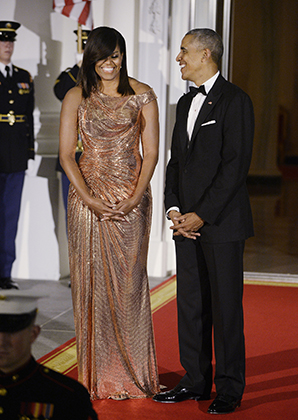 Прощальный вечер Мишель Обамы в Белом доме, платье Atelier Versace