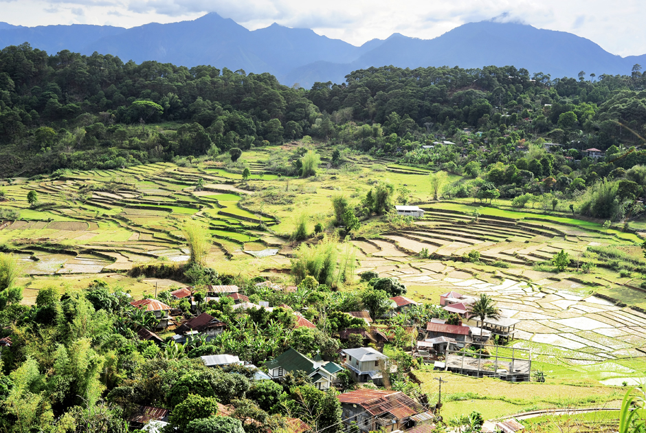 Двухдневный маршрут к затерянным в джунглях деревням провинции Калинга — лучшее, что могут предложить 
Филиппины любителям трекинга и хайкинга. Природные красоты, рукотворные террасы с рисовыми полями и возможность попробовать аутентичную местную кухню делают его популярным с 1960-х годов. 