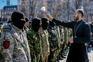 Большой раскол Украину ждет битва православных церквей. Может пролиться кровь