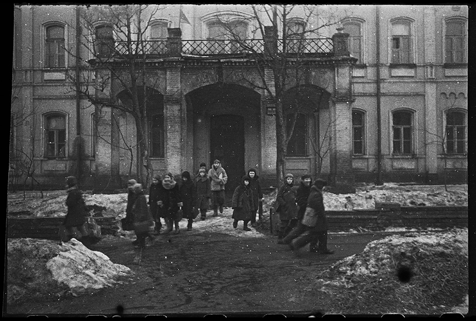 Харьков восстанавливается после освобождения. 21 февраля 1943 года.