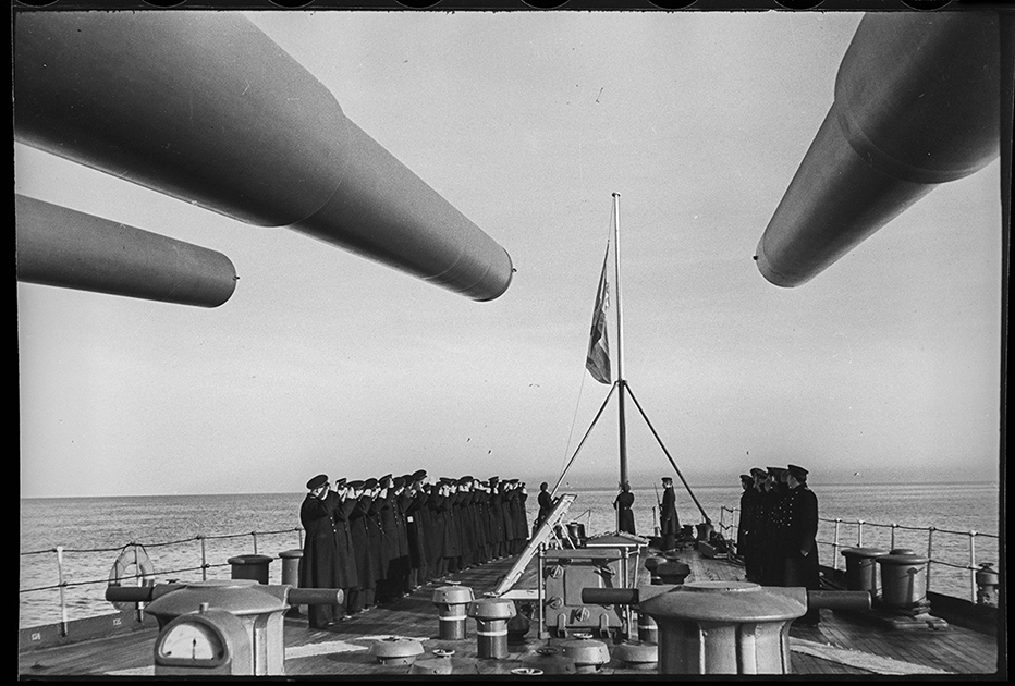 Линкор «Севастополь». Черноморский флот, 1946 год.