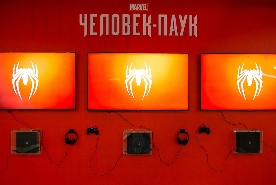 У Sony в этом году не было полноценного стенда, но посетители мероприятия могли сыграть в последний эксклюзив компании Marvel's Spider-Man.